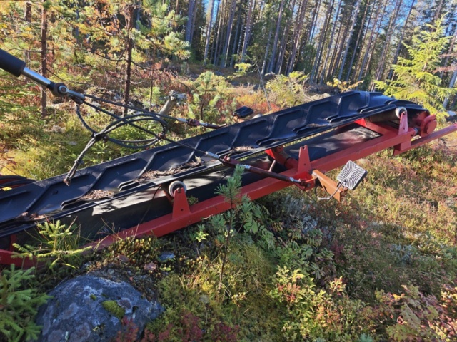 1485797-10 Spridarvagn Bredal
