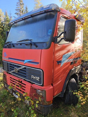 1485799-3 Tractor Volvo FH 12.1 6x2 380hp -1995 (repair item)