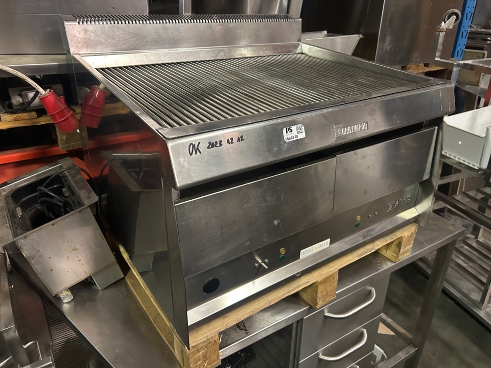 1566978-2 Elektrisk vattengrill och bänk - Grillvapor