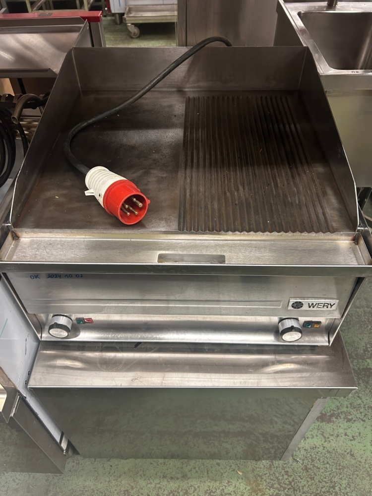 1567004-2 Storköksutrustning - stekbord, grillbänk, värmeskåp och värmerier
