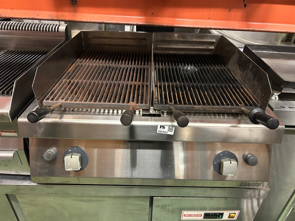 1567022-1 Gasgrill - Zanussi