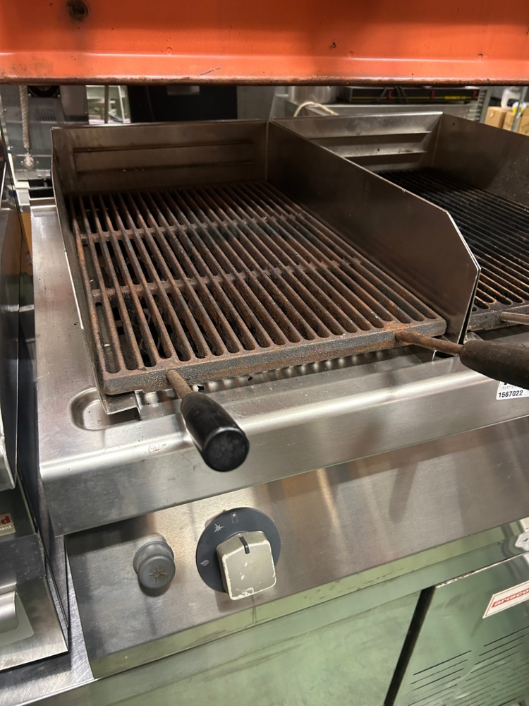 1567022-2 Gasgrill - Zanussi