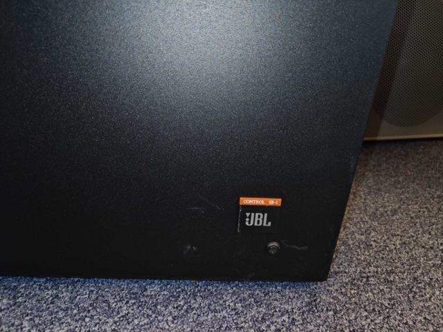 1564866-11 Equipment from recording facility