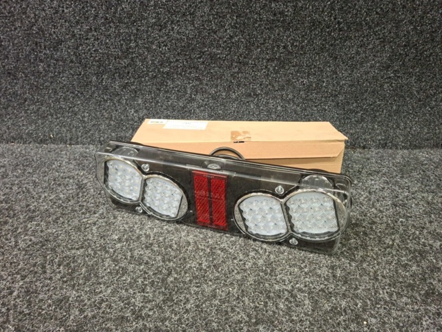 1579799-2 2 st LED bakljus Strands 5 kammare 24V