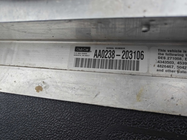 1564869-8 Elfordon Clubcar reparationsobjekt / reservdelsfordon