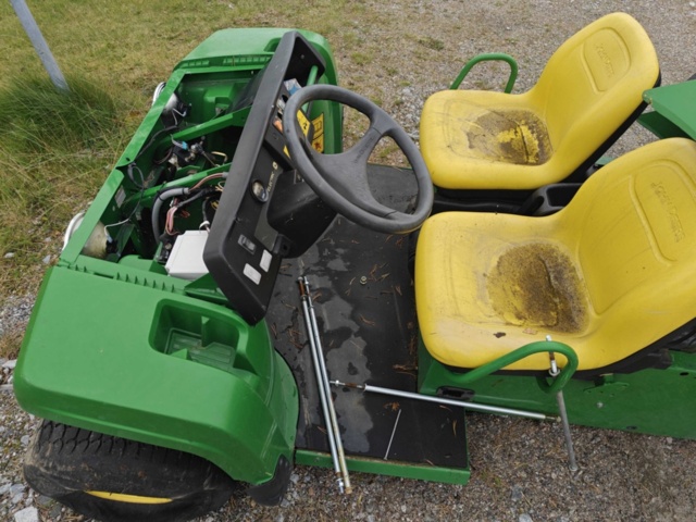 1564870-5 Spare parts chassis 2 pcs - John Deere Gator