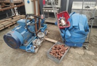 1564871 Quite a large high-pressure pump system