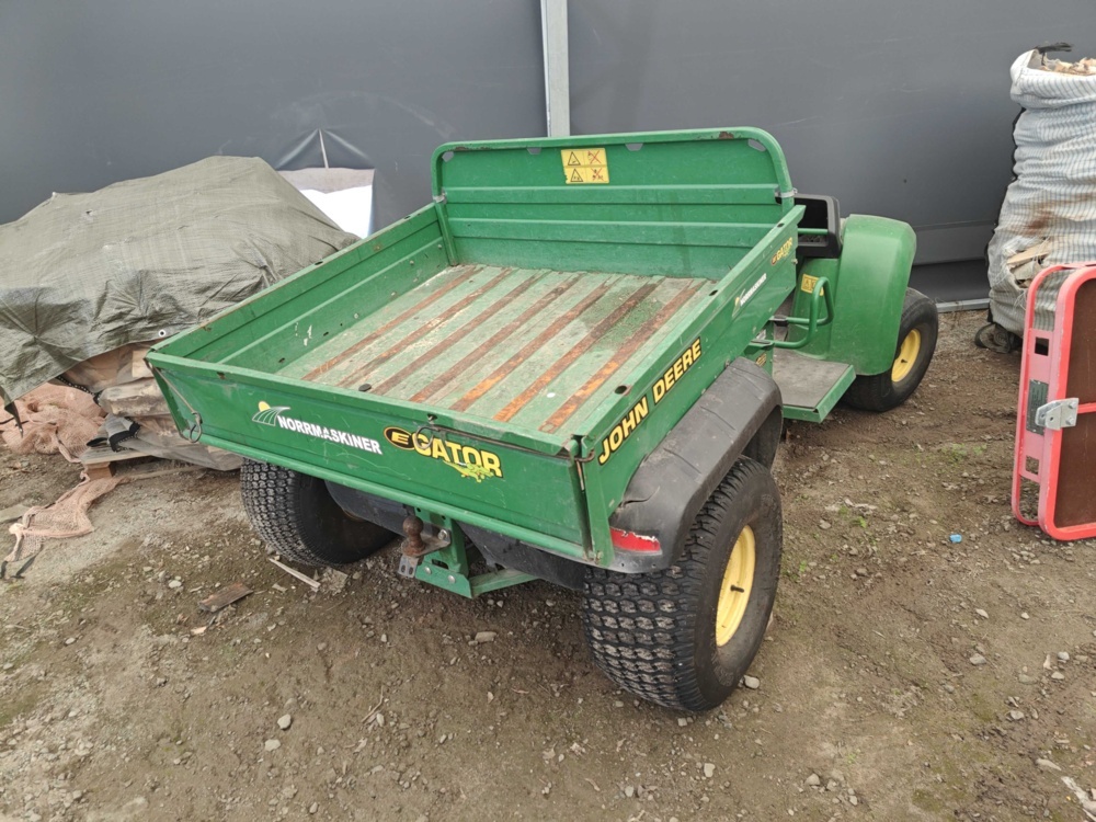 1564873-2 John Deere Gator repair items / parts vehicles