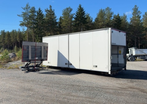 Truck cabinet with tailgate lift - SKAB 2023