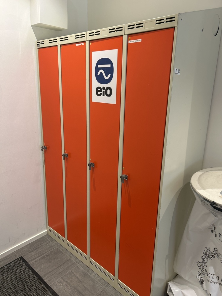 1544965-1 Omklädningsskåp - Sonesson Inredning AB