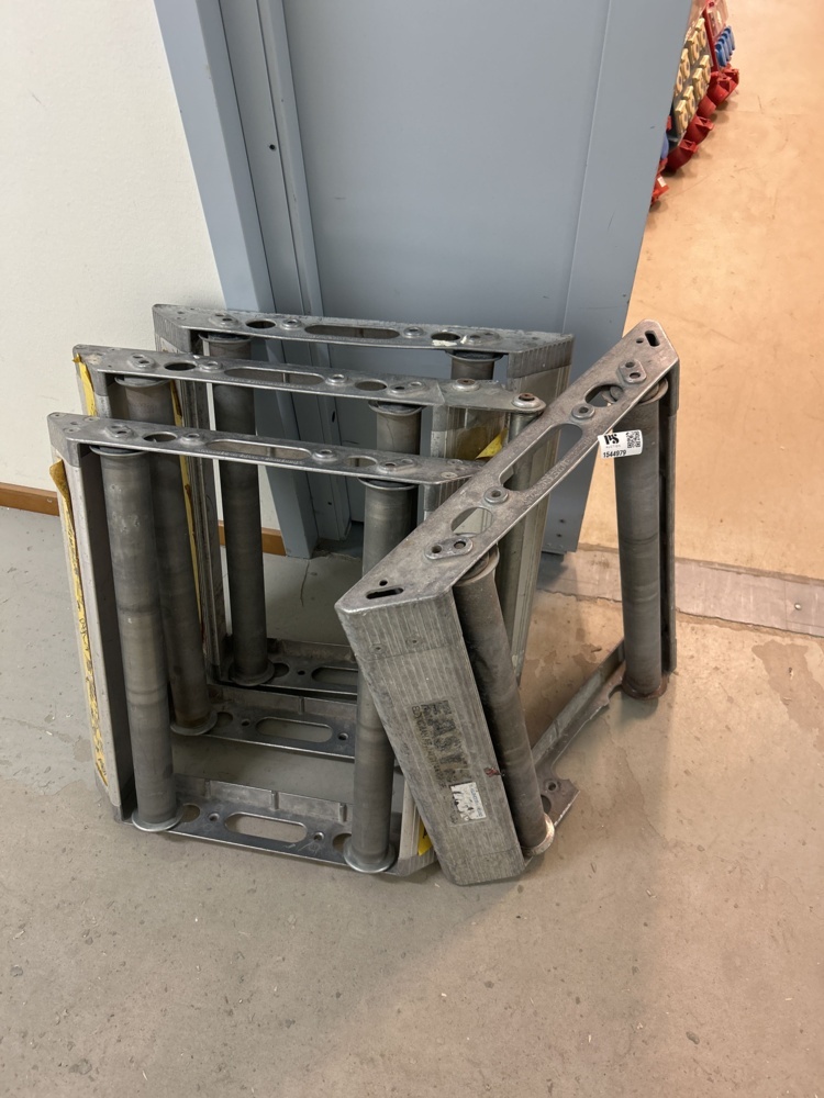 1544979-1 Roll-out cradles 4 pcs - Easy Roll