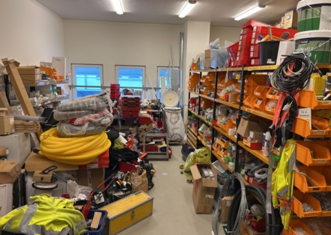 Everything in the room - Electrical installation materials, tools, etc.
