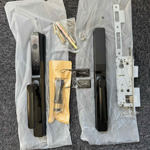 1580439-1 2 st Smart Lock Titan Premium ZC10 - Fri frakt