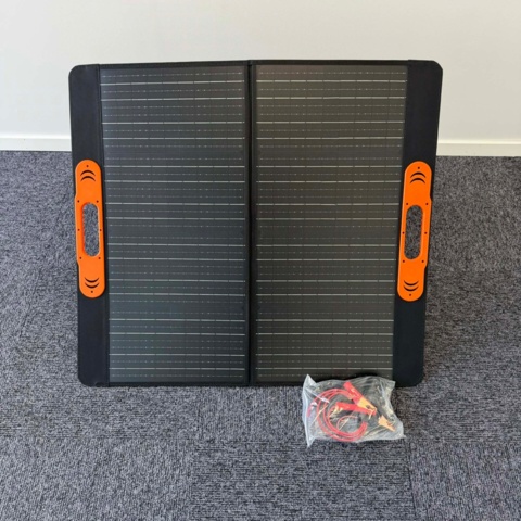 1580450-1 1 pc Foldable Solar Panel 100W - Free shipping