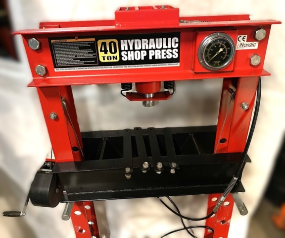 1580524-17 Hydraulic press 40 tons