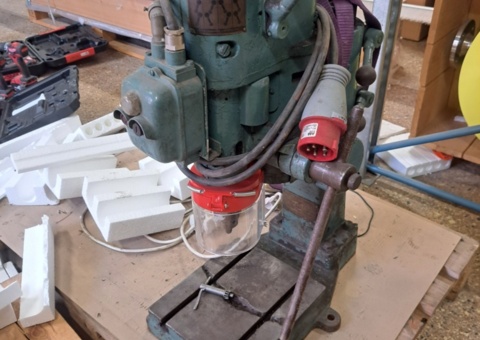 Pillar drill