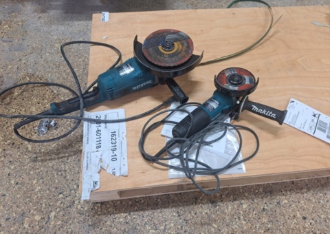 Angle grinders, 2 pcs – Makita
