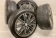 1580527 21" Winter wheels with Nokian studded tires