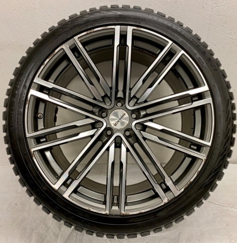 1580527-8 21" Winter wheels with Nokian studded tires