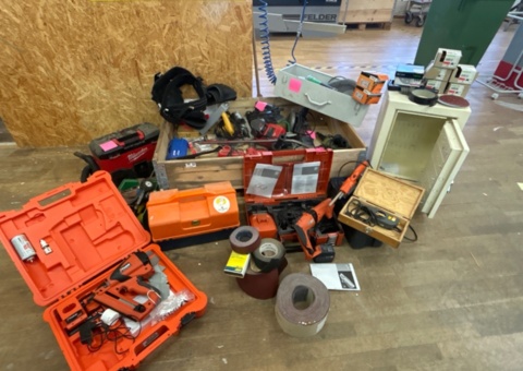 Lot of power tools, machines and accessories - Milwaukee, Paslode, Fein, Hitachi and others.