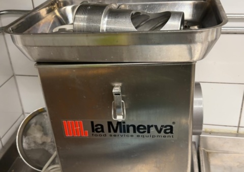 Meat grinder with accessories - La Minerva C/E22
