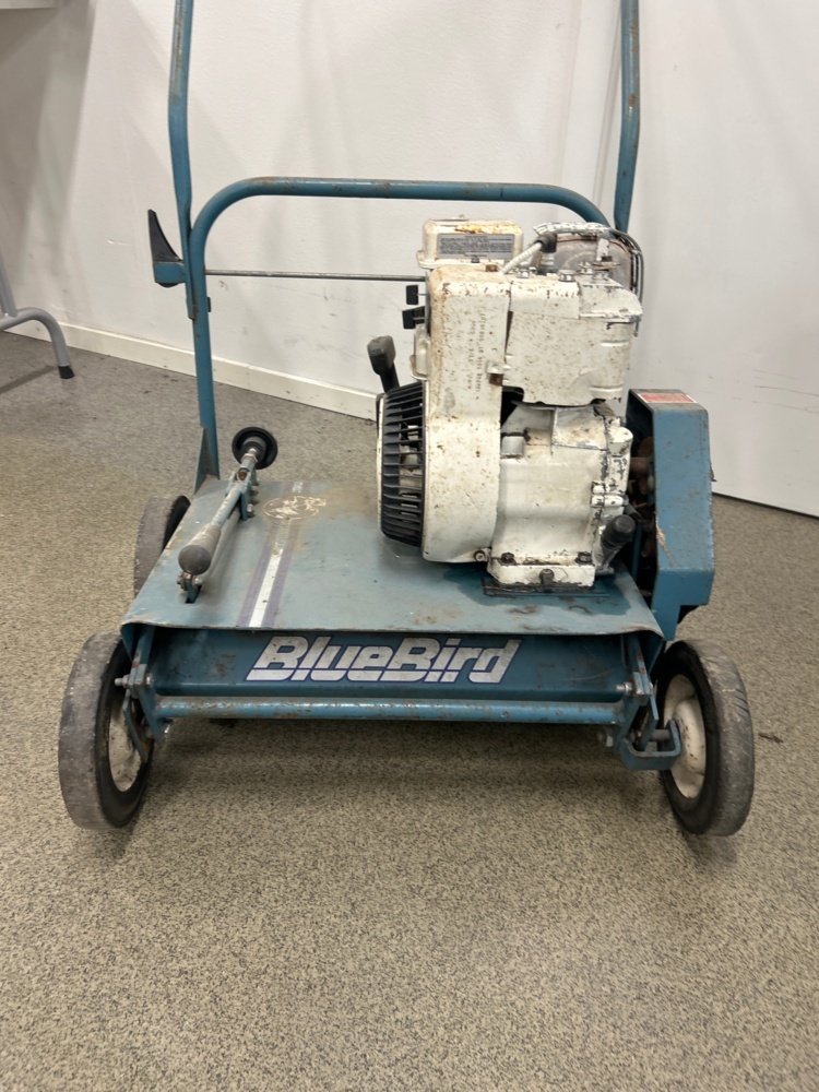 1545883-2 Moss scraper Bluebird/Briggs&Stratton (Repair item)