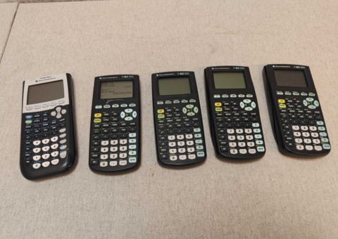 Graphing calculator Texas Instruments 5pcs