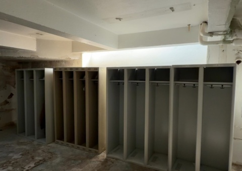 Klädskåp 4 sektioner