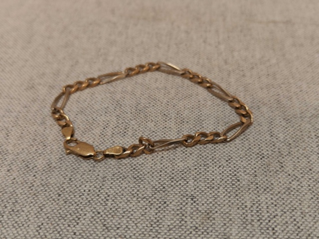 1485804-8 Smycken i 18K guld, 5st ca 30 gram