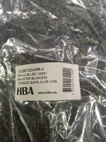 1579920-11 2 st Baklampor, Strands 12-24V