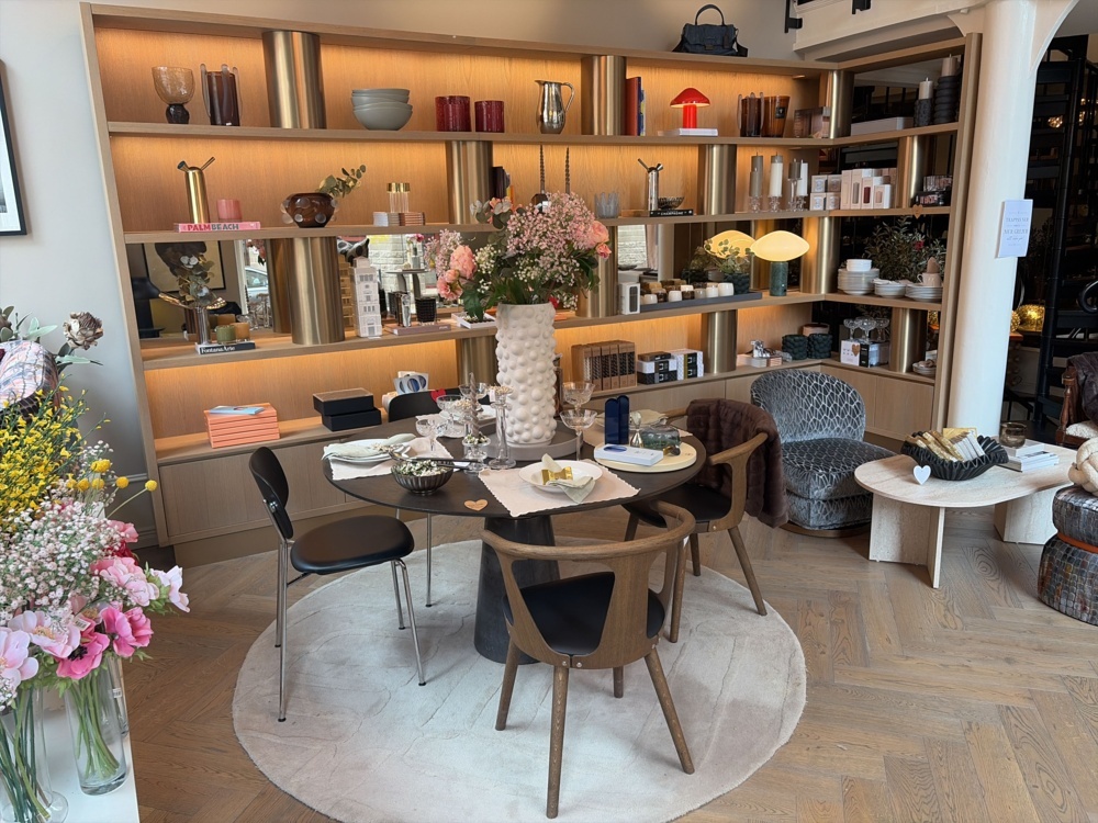 1525514-2 Showroom with designer furniture, lighting & interiors – HAY, Eichholtz, &Tradition, Flos