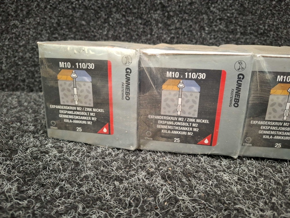 1581047-2 150 pc Expander screw M2 M10x110/30 & M10x160780, Gunnebo