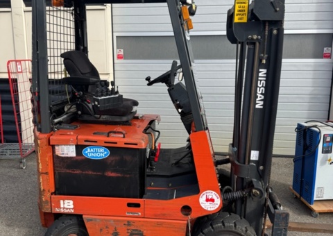 Nissan forklift – approx. 3.3 m working height