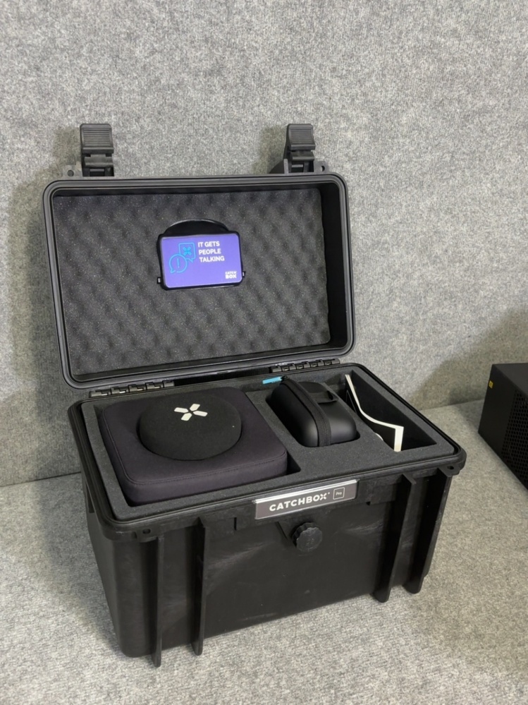 1549116-2 Trådlöst mikrofonsystem med tillbehör - Catchbox