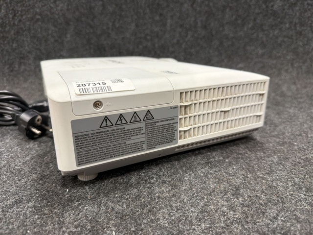 1581392-10 Projektor Hitachi CP-WX3030WNEF