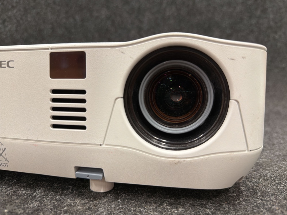 1581393-2 Projector NEC NP-V281WG