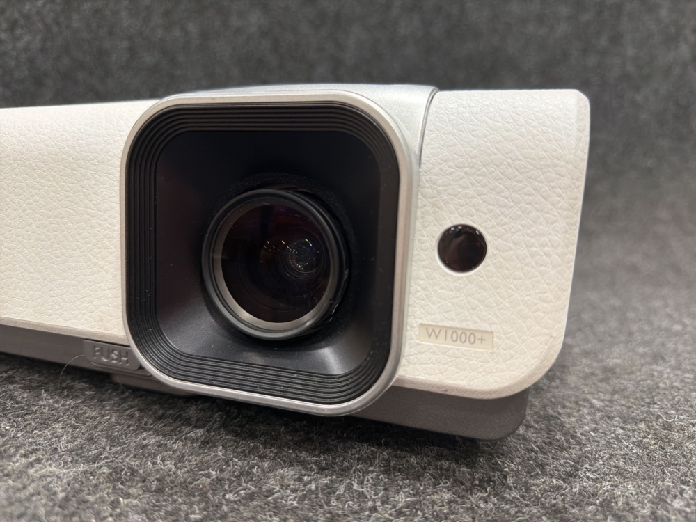 1581399-2 Projector Benq 9H.J4H77.27E