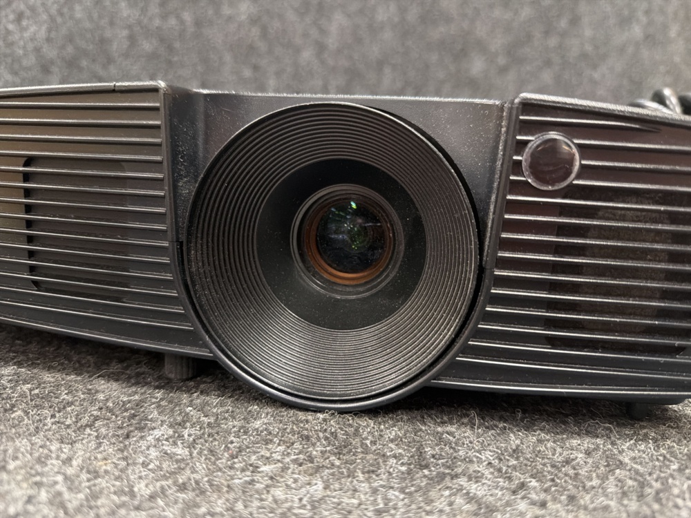 1581401-2 Projector Infocus IN116XV