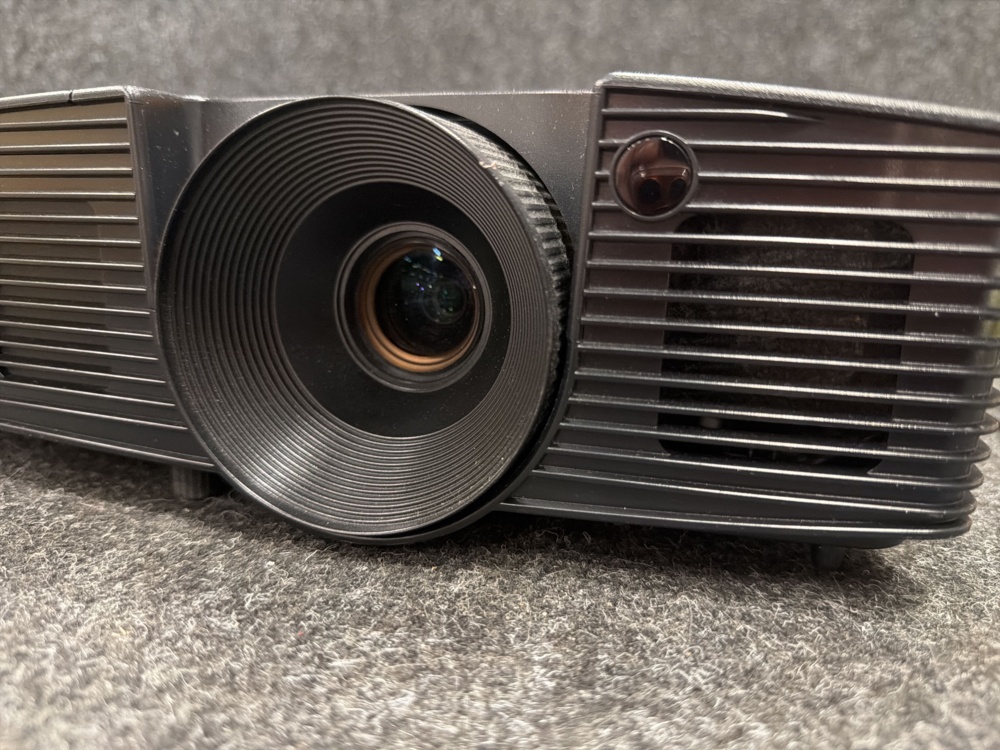 1581402-2 Projektor Infocus IN116XV