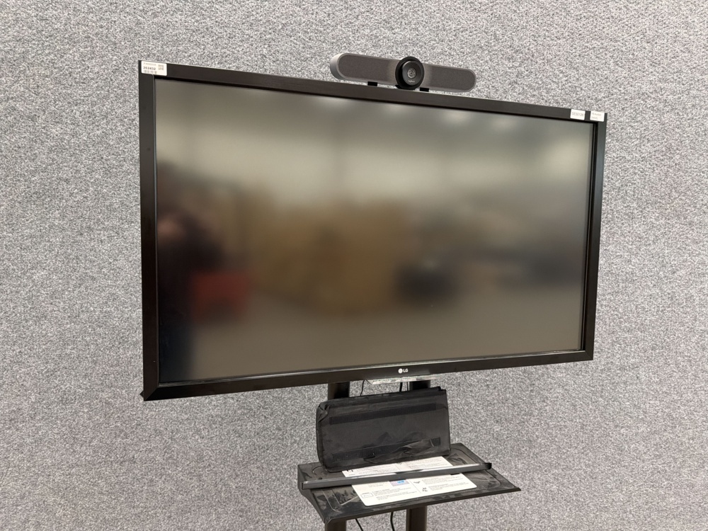 1581385-2 Complete video conference system Verypc S640P-C7-W10P-PRO05