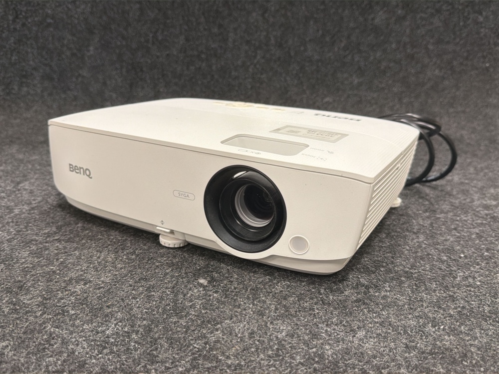 1581409-1 Projector Benq 9H.JJW77.33E