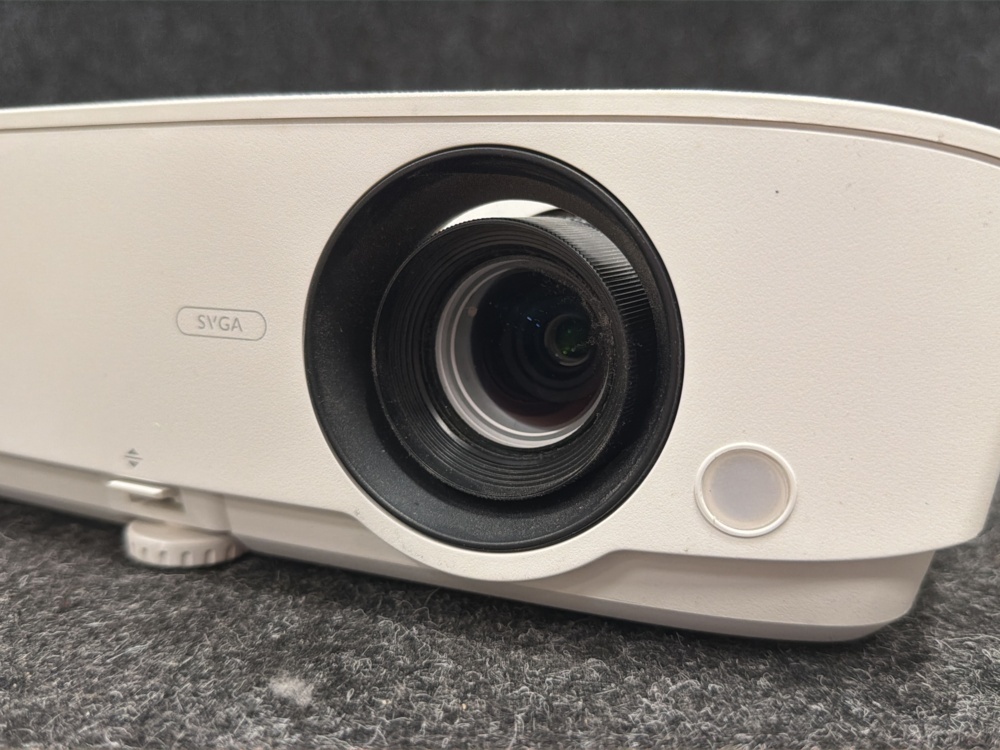 1581409-2 Projector Benq 9H.JJW77.33E