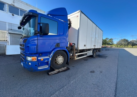 Crane truck with cabinet - Scania P320 4x2 9.3 Automatic, 320hp -2012 (Repair object)