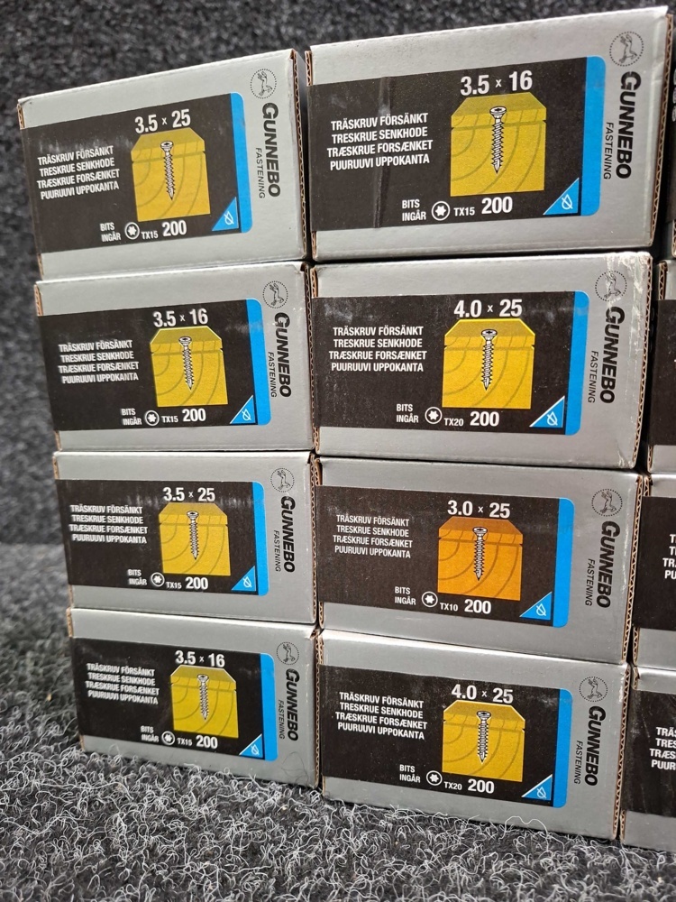 1581458-2 3800 pcs Wood screws Countersunk 3.5x16, 3.0x30, 4.0x25mm etc., Gunnebo
