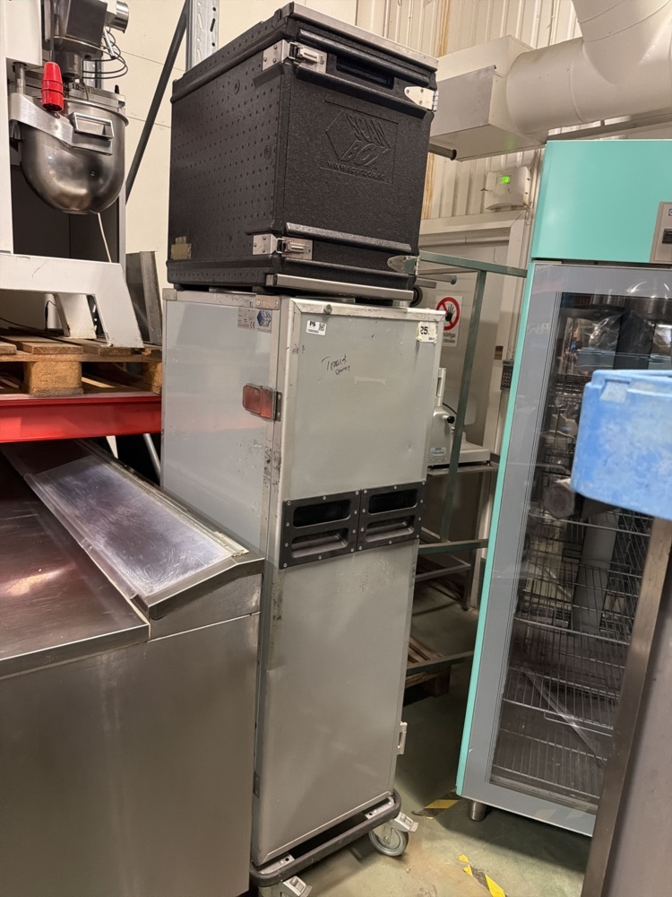 1566960-1 Kylbox samt mattransportbox i frigolit - Scanbox