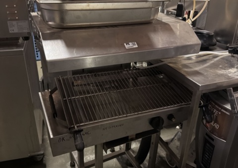 Salamander grill, canteens and stands