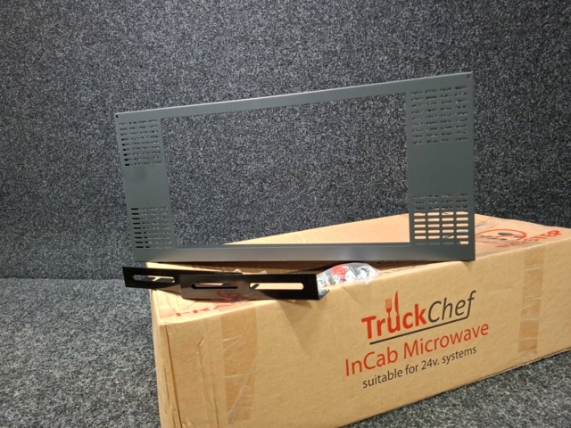 1580175-4 TruckChef Installationsgaller för microvågsugnar MAN TG XLX/XXL