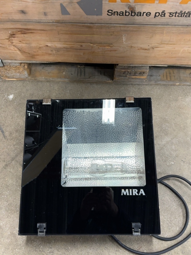 1458491-1 Collection of headlights - Malmbergs MIRA 63 24 pcs