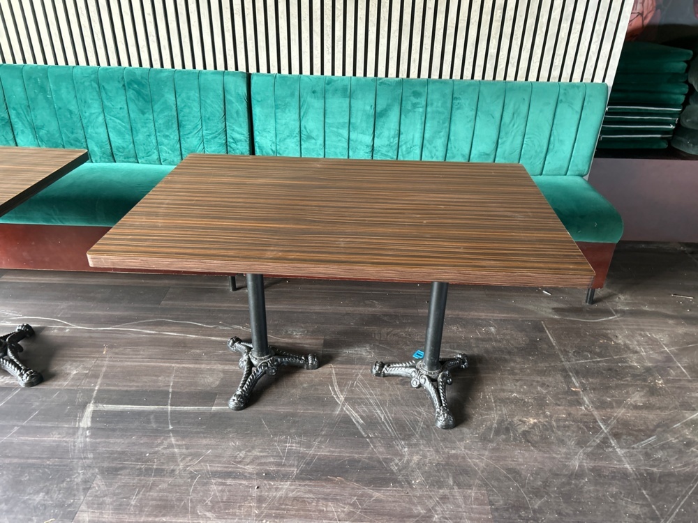 1529530-2 Sofas 3 pcs and tables 2 pcs