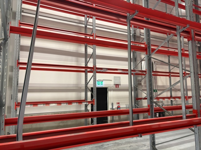 1582194-4 Pallet racking – section no. 1 – approx. 120–130 beams